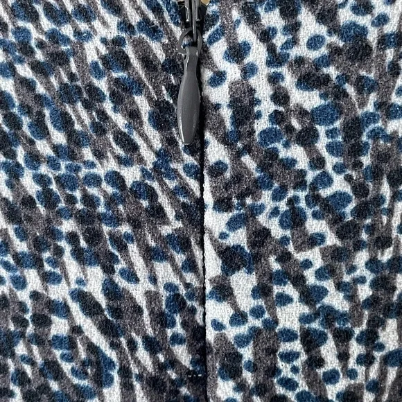 Dalia casual dress in blue and gray sleeveless zip back - Picture 5 of 9